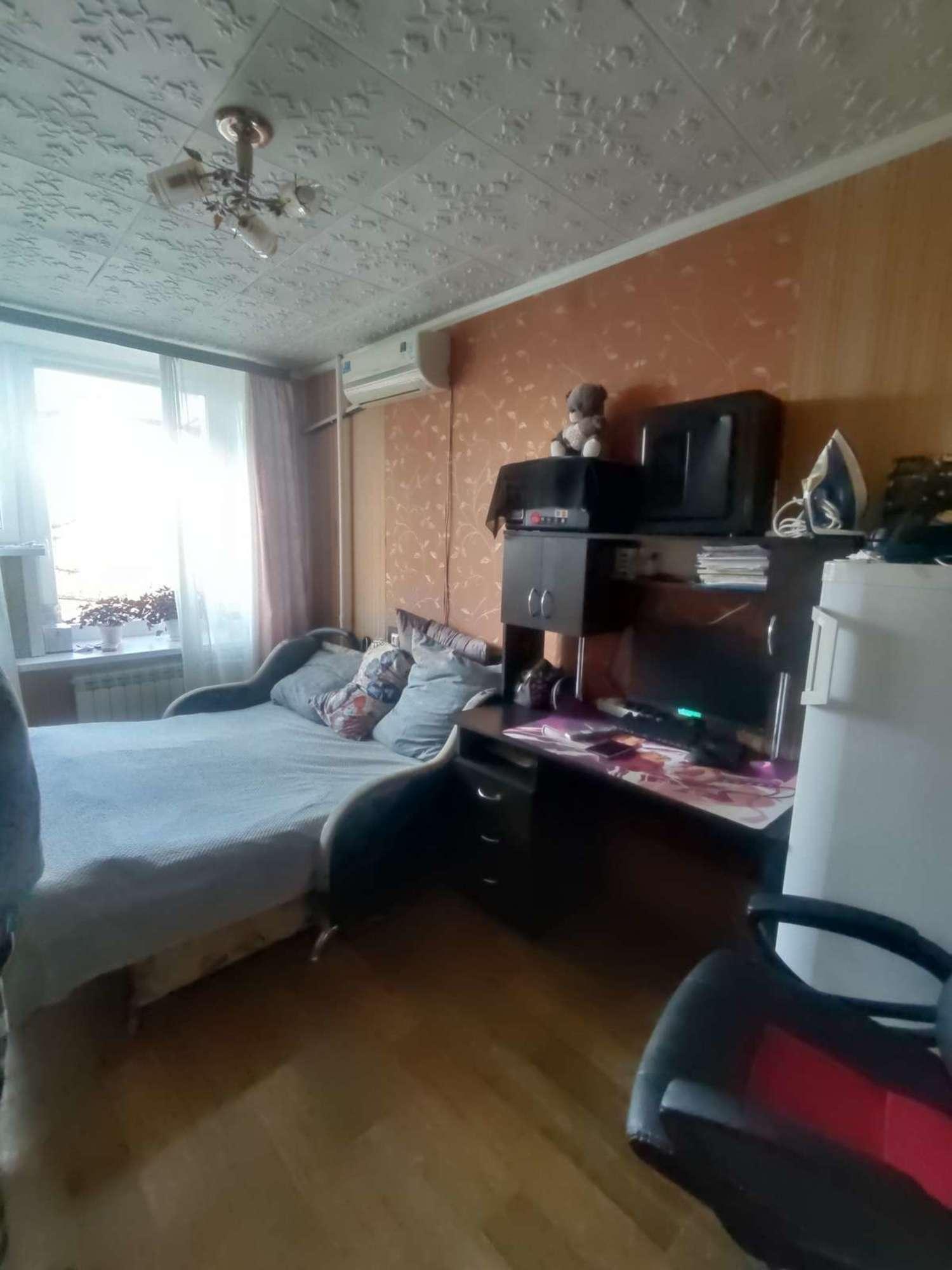 Купить квартиру за 2 500 000 рублей на Революционная улица, 7