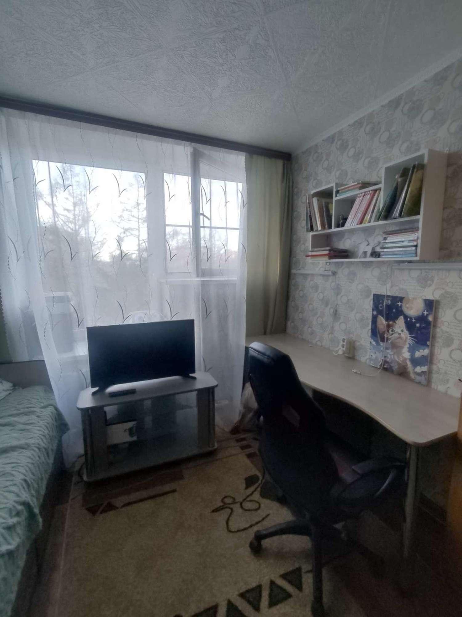 Купить квартиру за 2 500 000 рублей на Революционная улица, 7