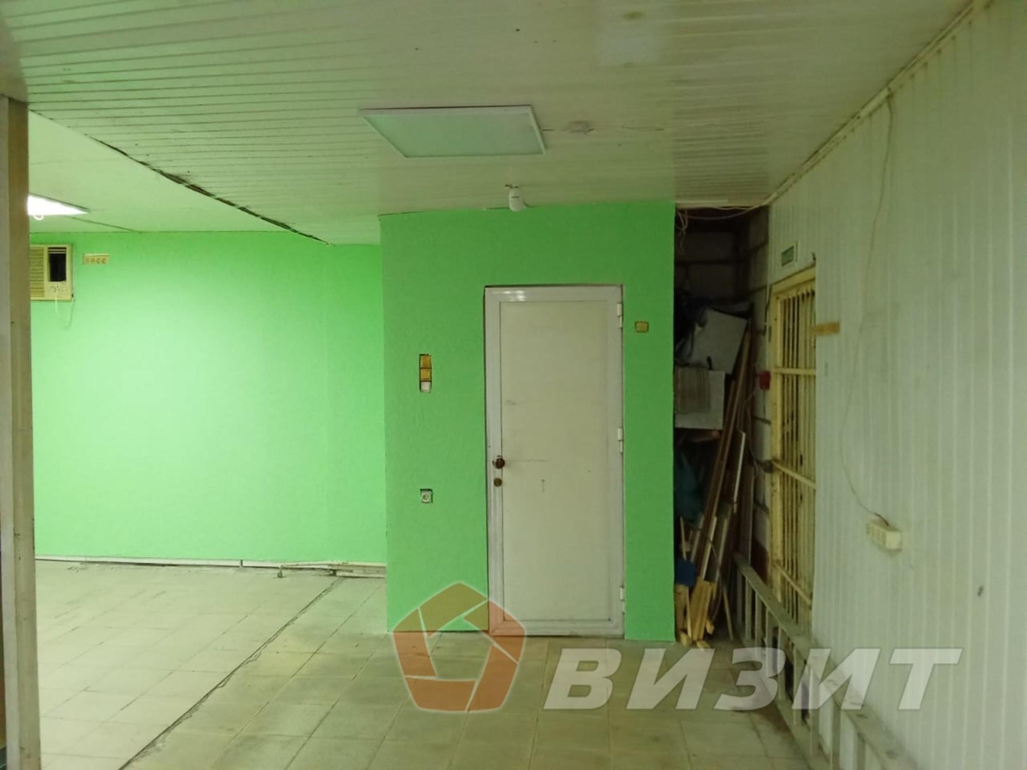 Купить торговое помещение за 700 000 рублей на Мира улица, 79а