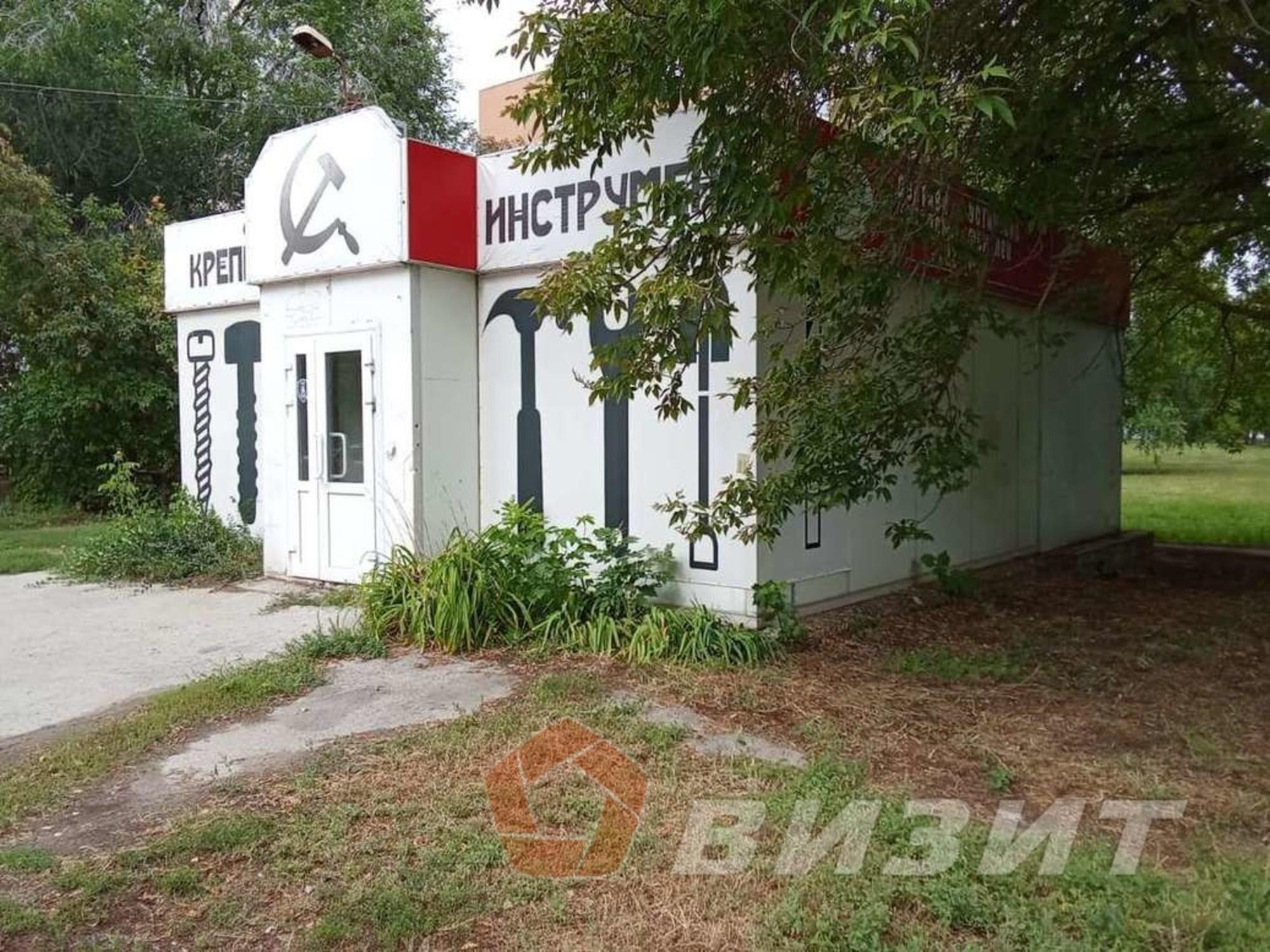 Купить торговое помещение за 700 000 рублей на Мира улица, 79а