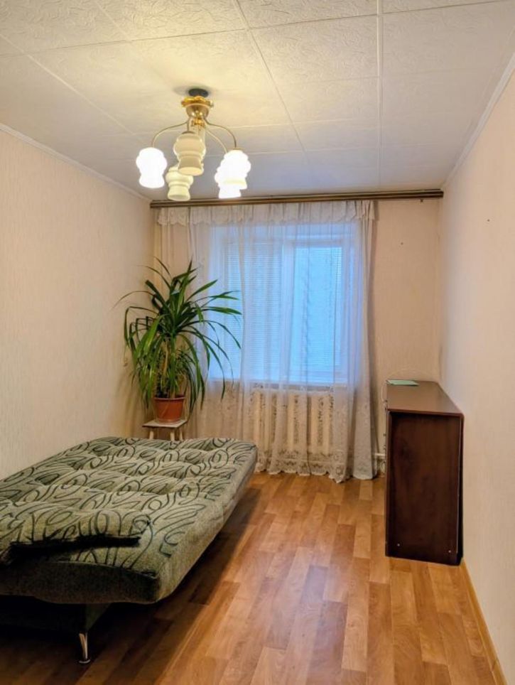 3-комн квартира Гидротехническая, 35