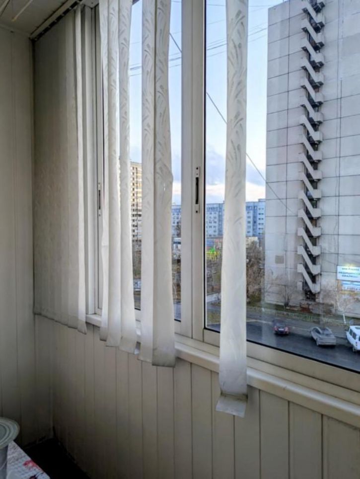 3-комн квартира Гидротехническая, 35