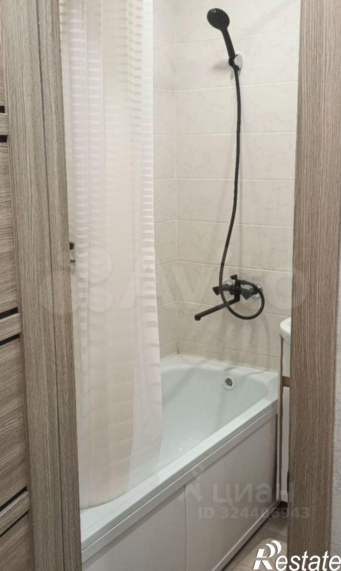 Купить квартиру за 3 100 000 рублей на бульвар 50 лет Октября, 8