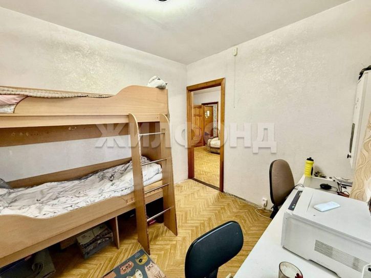 4-комн квартира Свердлова улица, д.78