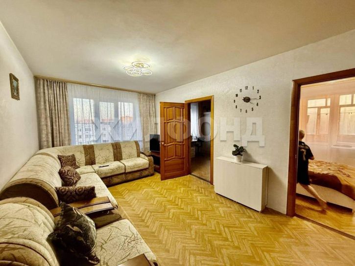 4-комн квартира Свердлова улица, д.78