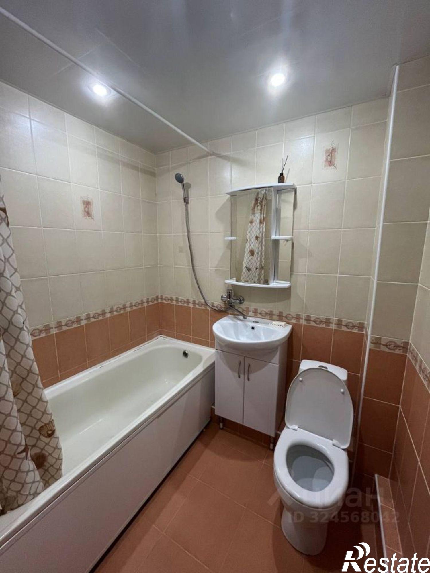 Сдать квартиру за 18 000 рублей на ул 70 лет Октября, 11