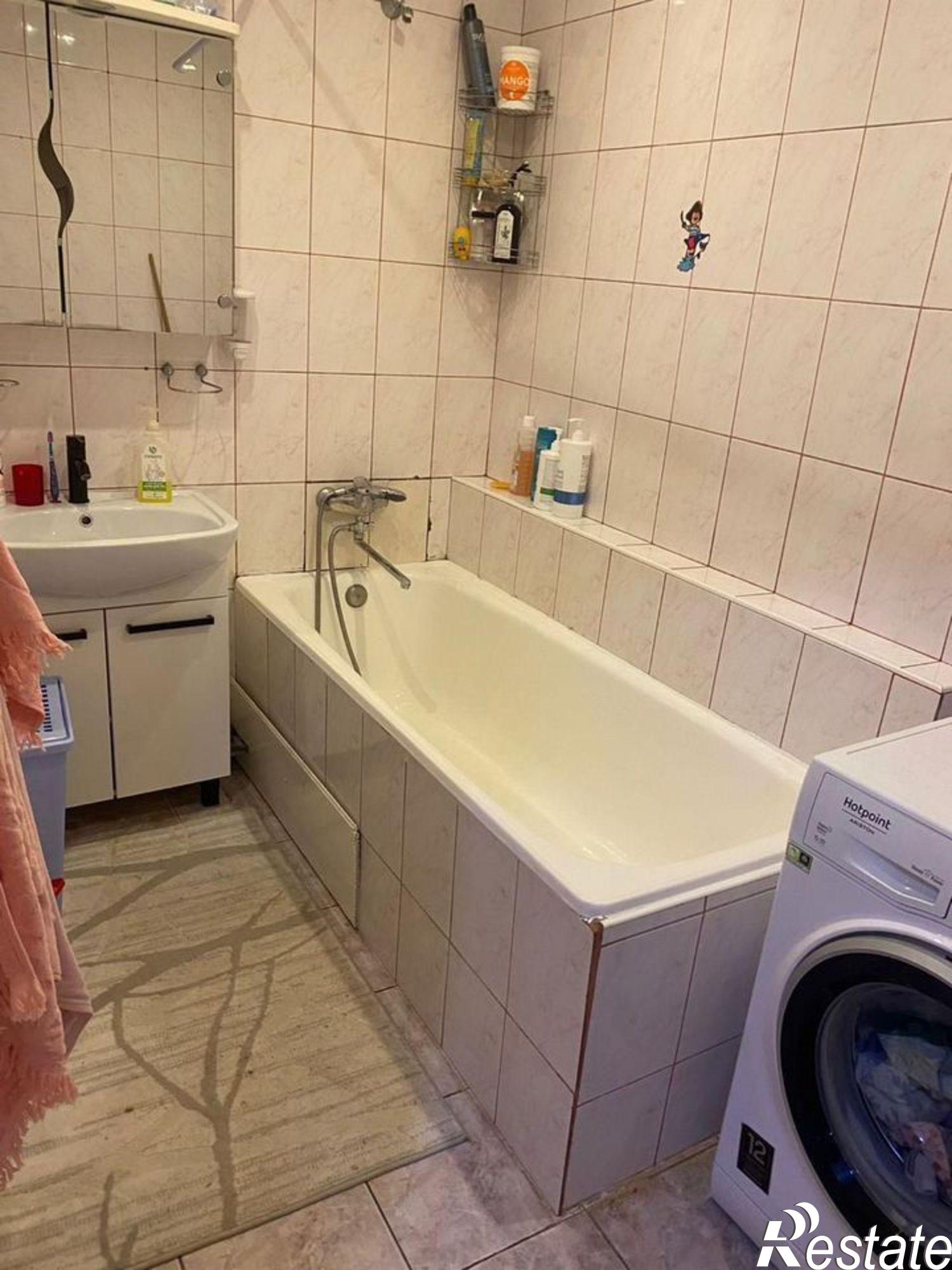 Купить квартиру за 4 600 000 рублей на б-р 50 лет Октября, 44