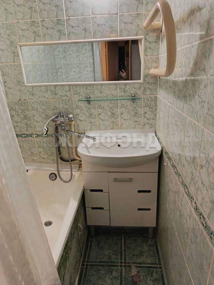 3-комн квартира Дзержинского улица, д.75