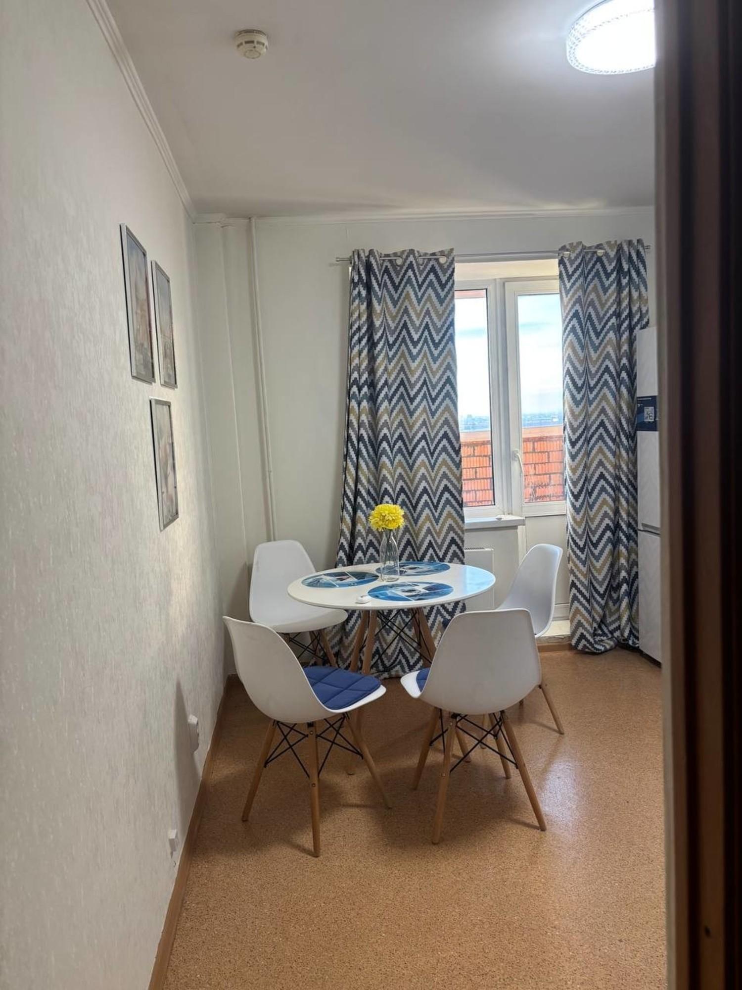 Сдать квартиру за 30 000 рублей на Александра Кудашева улица, 106