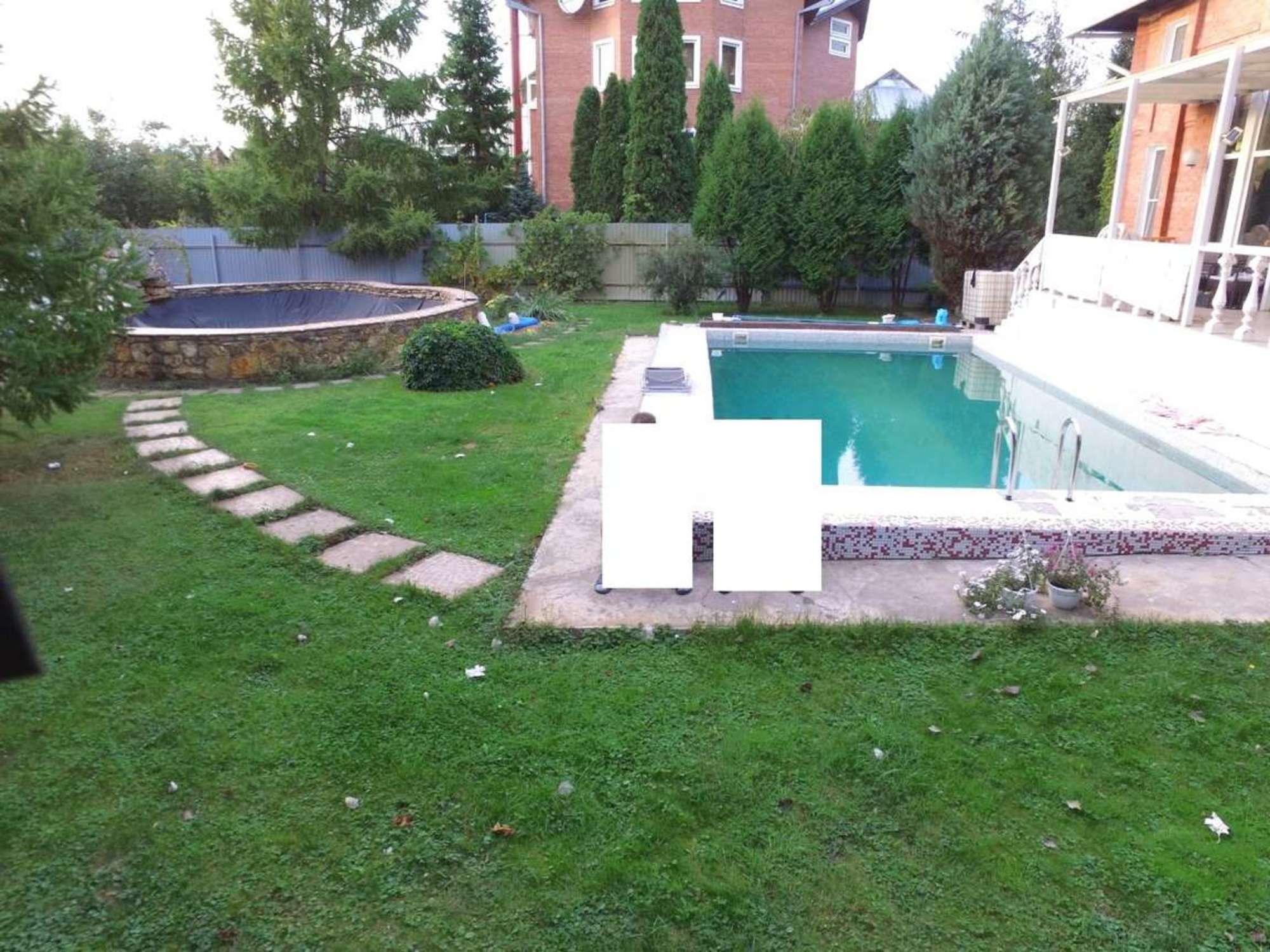 Купить дачу, дом, коттедж за 13 700 000 рублей на Родины улица, 33