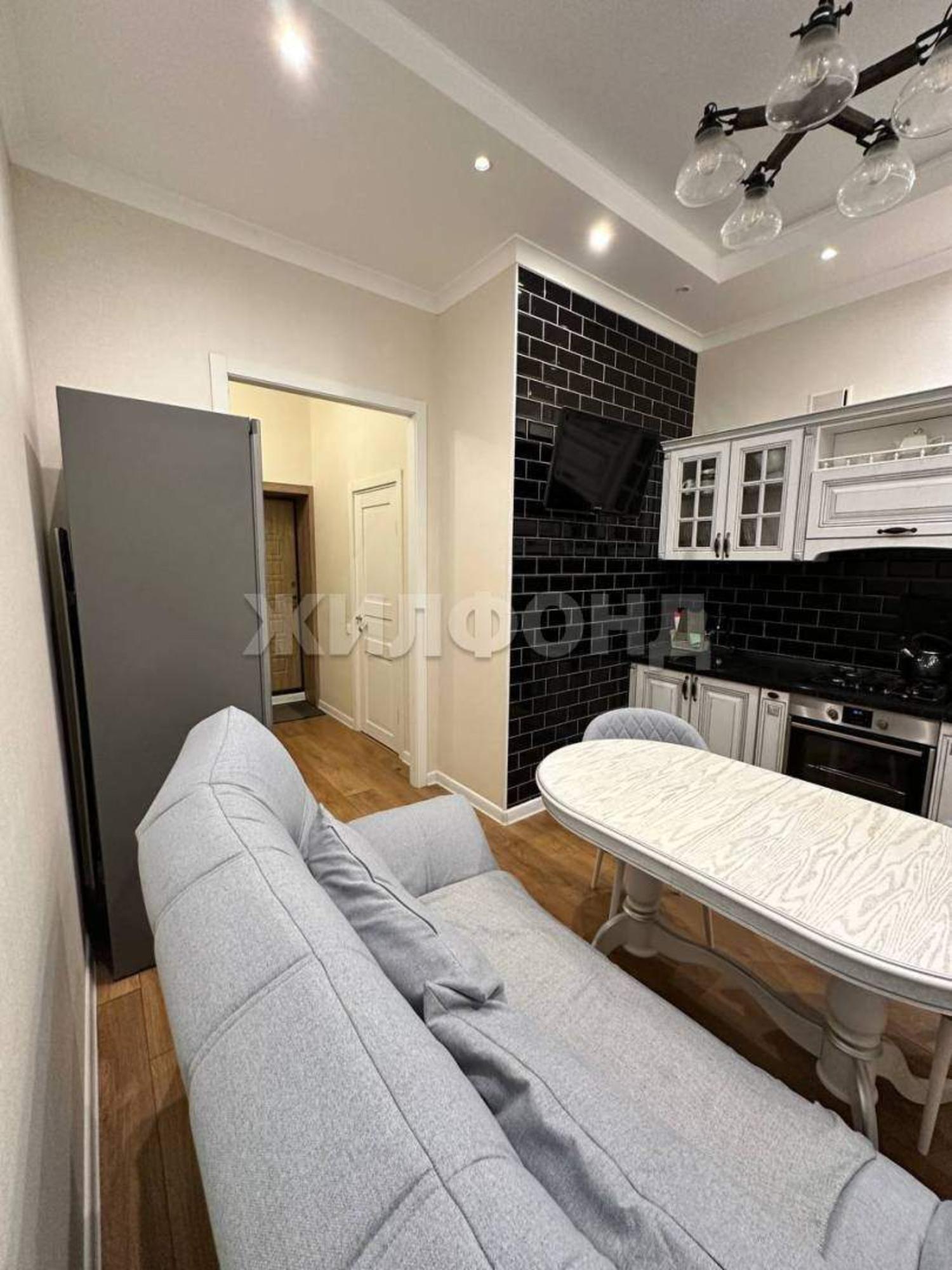 Купить квартиру за 7 931 000 рублей на Гидростроевская улица, д.16