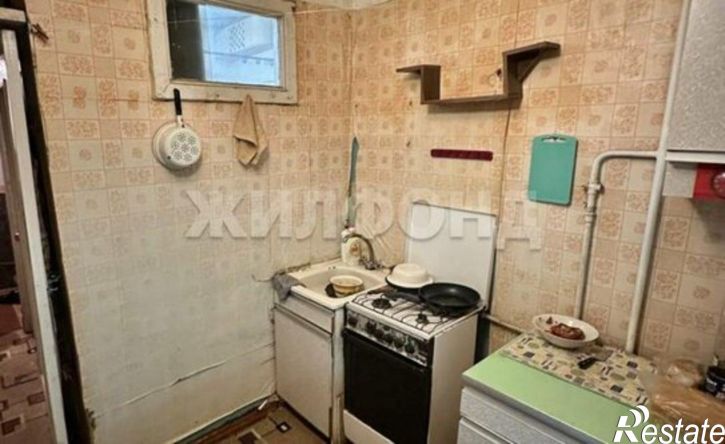 3-комн квартира улица Баныкина, 28,  д. 28