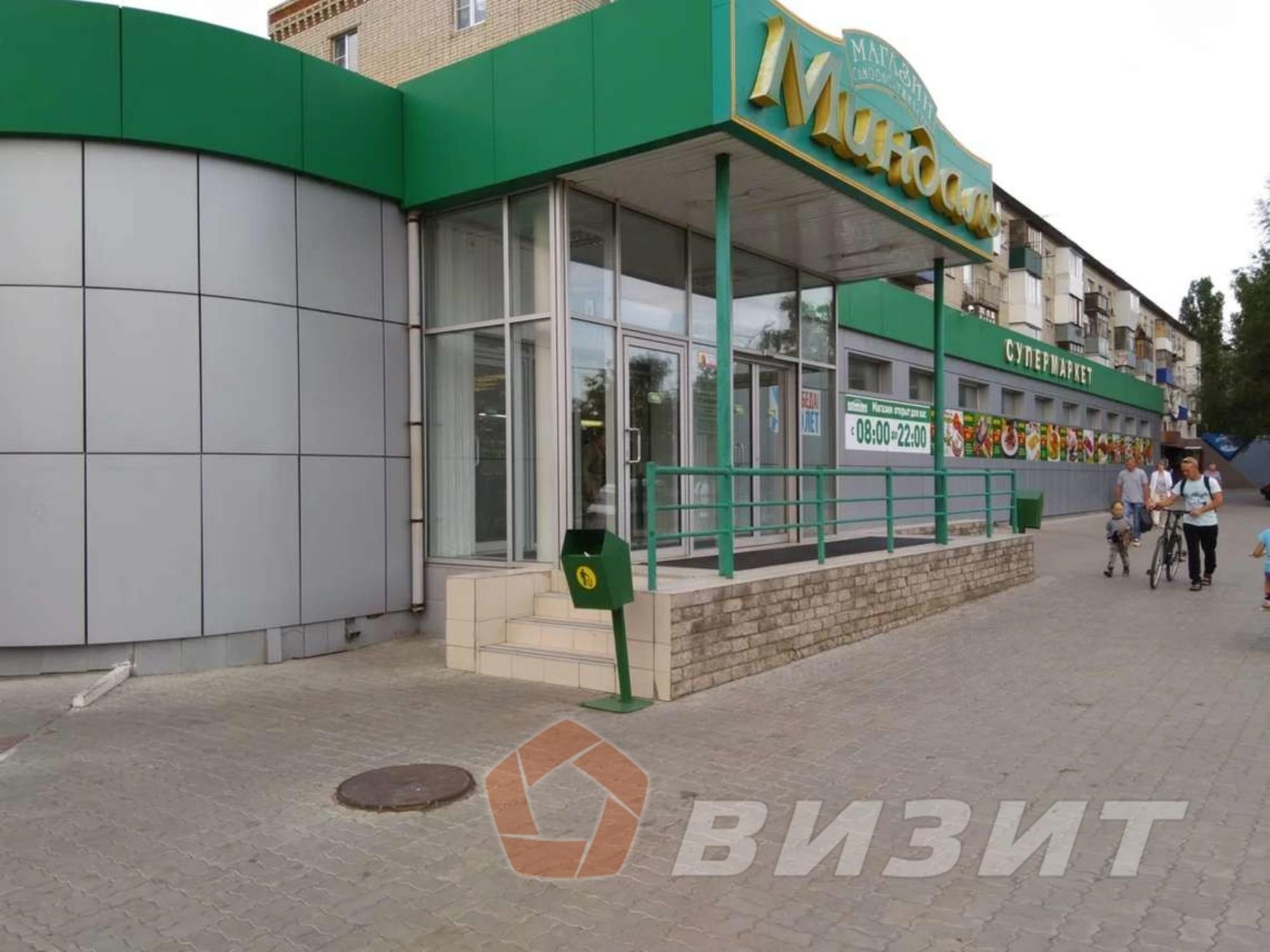 Купить торговое помещение за 17 500 000 рублей на 50 лет Октября бульвар, 10