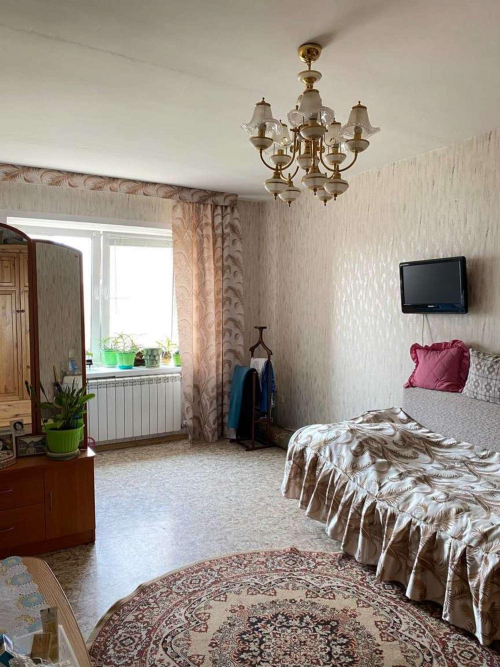 Продажа 1-комн квартиры Дзержинского улица, 12