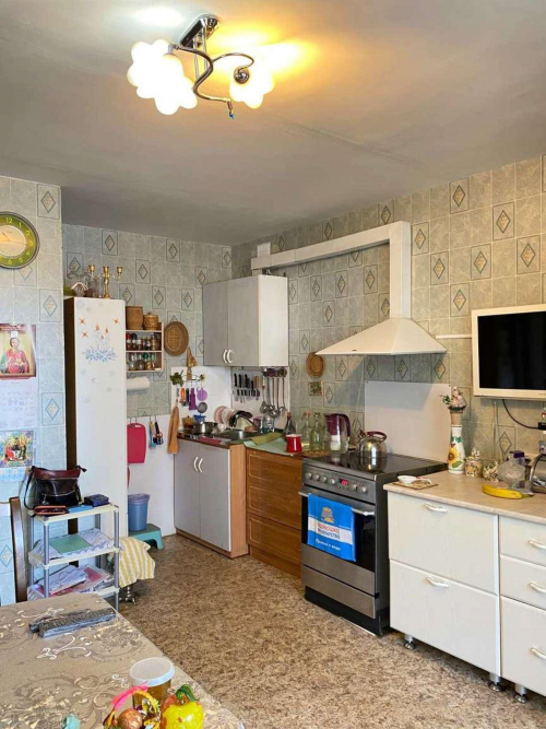 Продажа 1-комн квартиры Дзержинского улица, 12