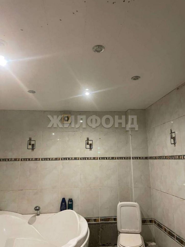 5-комн квартира Автостроителей улица, д.50б