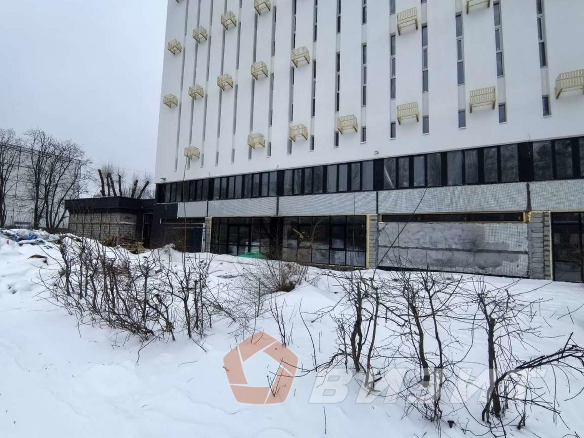 Сдать торговое помещение за 450 000 рублей на Курчатова бульвар, 20