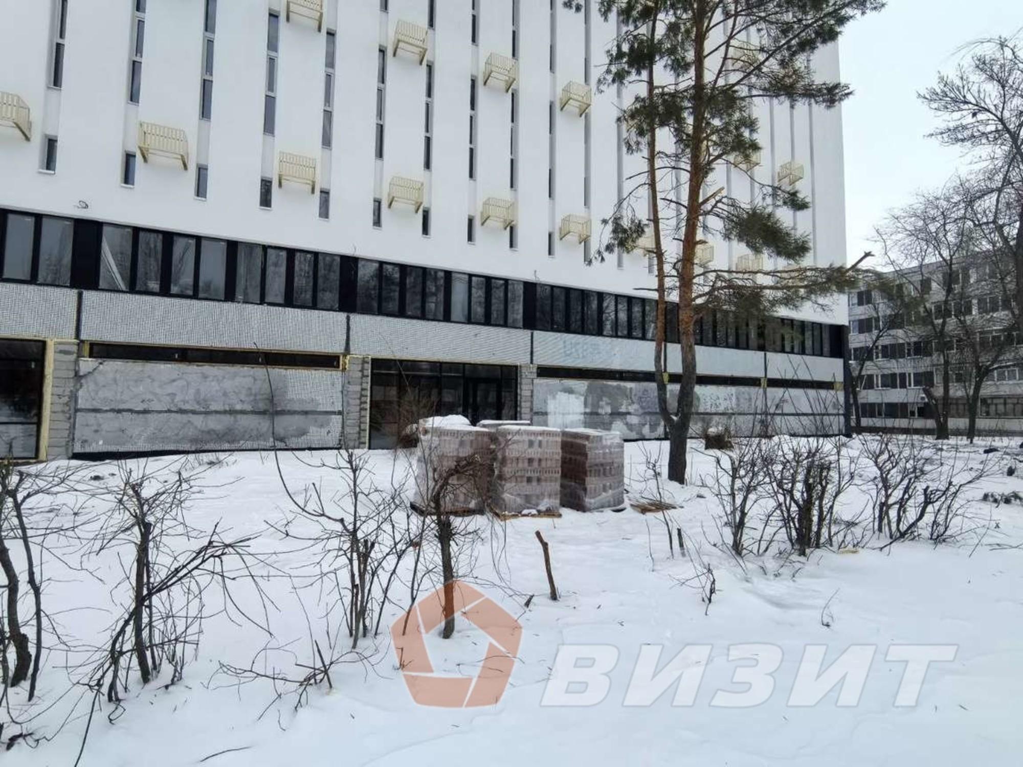 Сдать торговое помещение за 450 000 рублей на Курчатова бульвар, 20