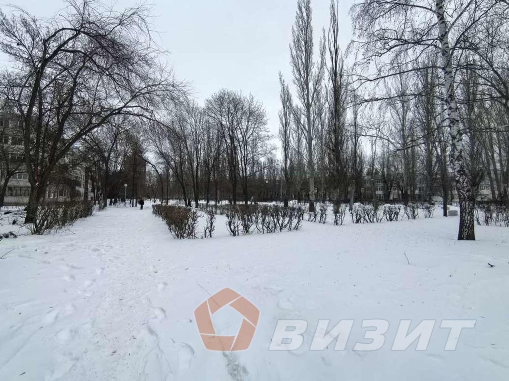 Сдать торговое помещение за 450 000 рублей на Курчатова бульвар, 20