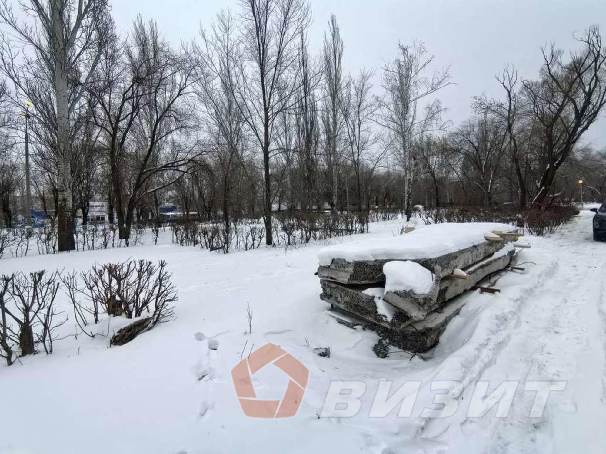 Сдать торговое помещение за 450 000 рублей на Курчатова бульвар, 20