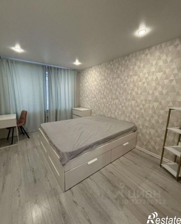 2-комн квартира ул Александра Кудашева, 100,  д. 100