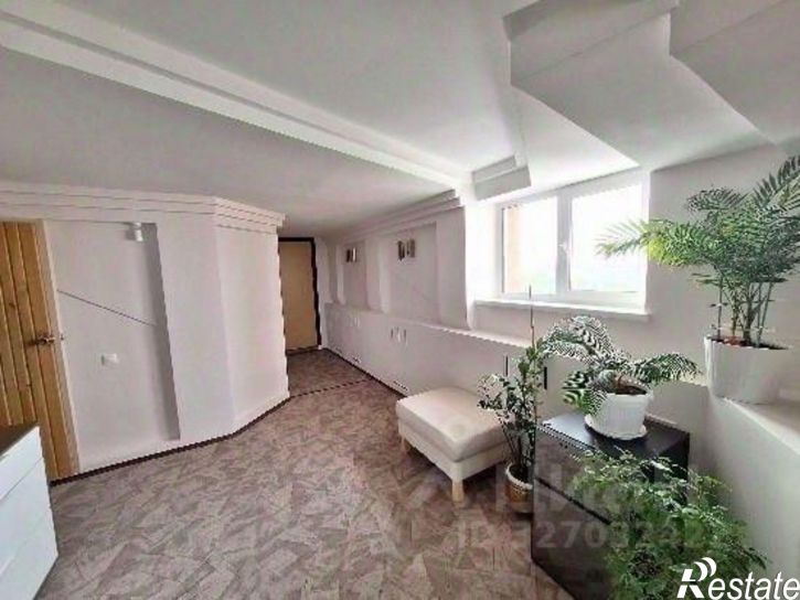 4-комн квартира улица Мира, 95,  д. 95