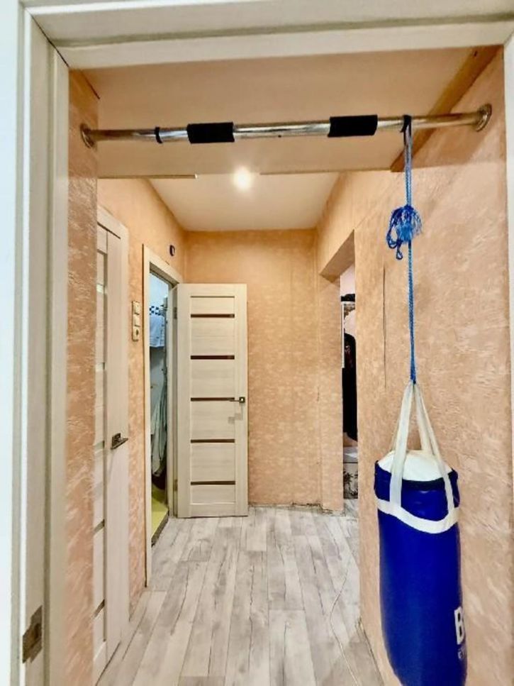 2-комн квартира Революционная, 56