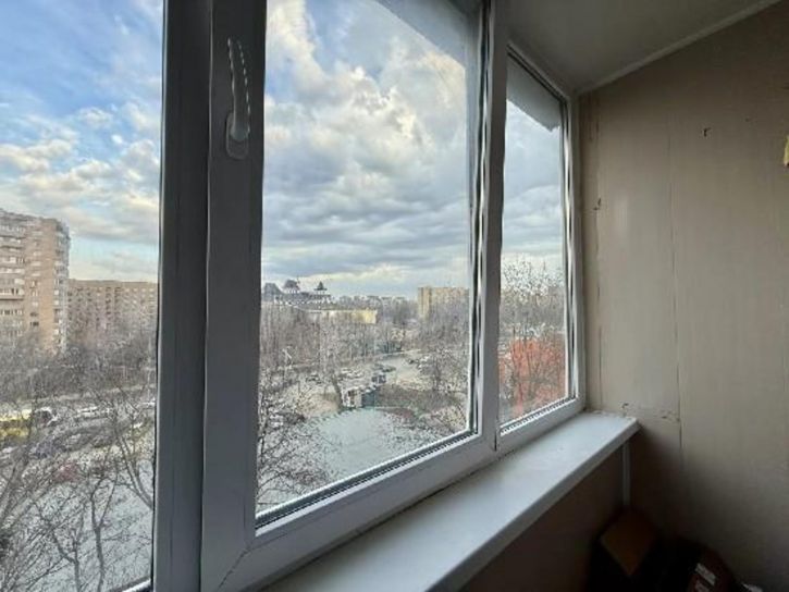 3-комн квартира Революционная, 18