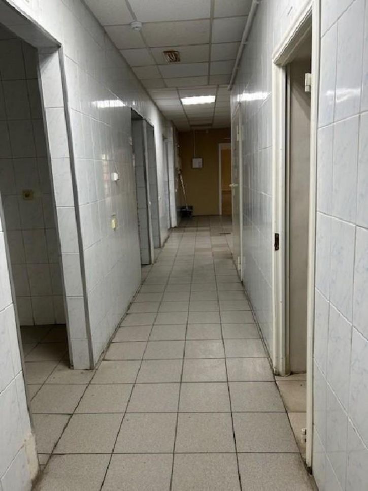 Торговое помещение Революционная, 32