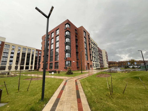 Продажа 2-комн квартиры 40 лет Победы улица, 31