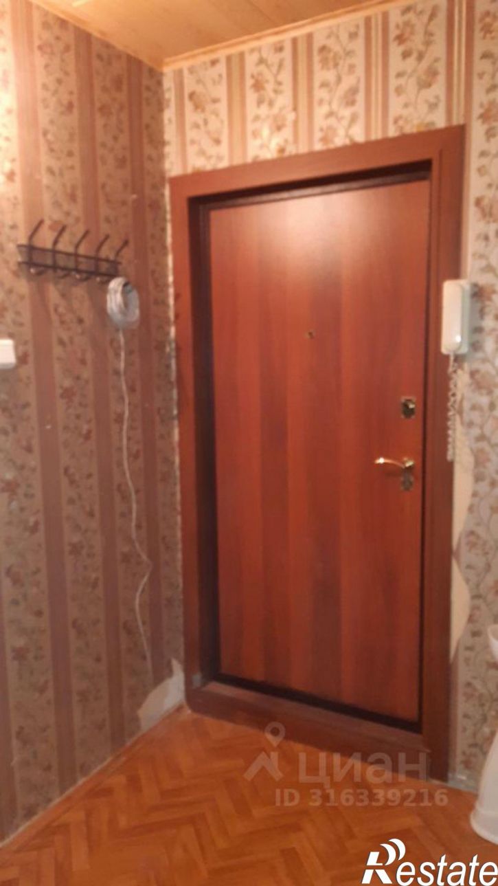1-комн квартира пр-кт Степана Разина, 32,  д. 32
