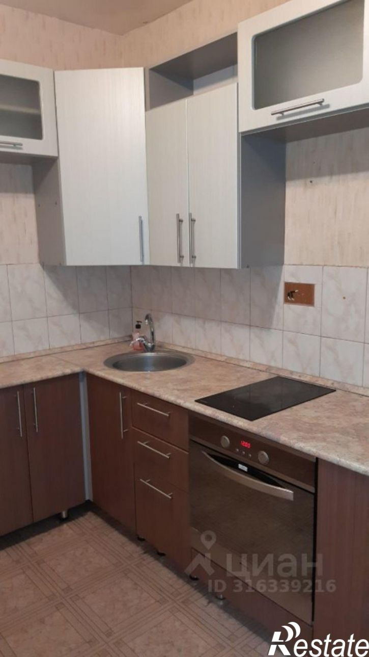 1-комн квартира пр-кт Степана Разина, 32,  д. 32