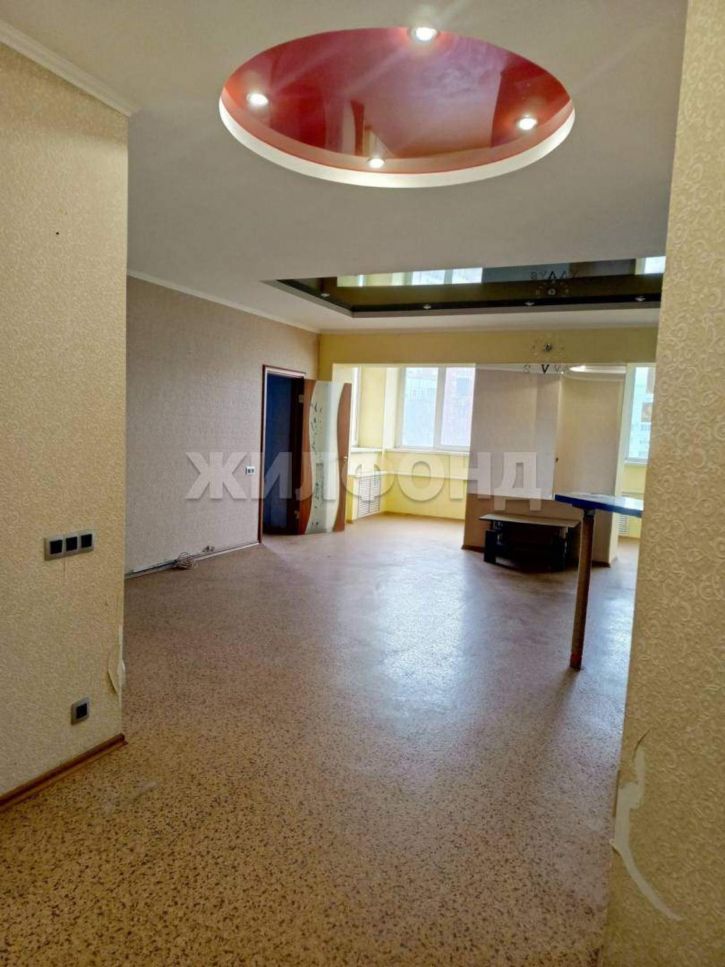 2-комн квартира Автостроителей улица, д.53б