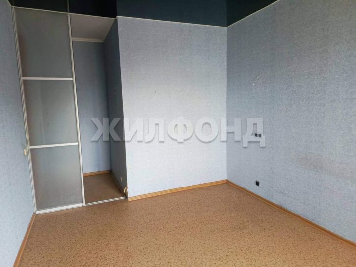2-комн квартира Автостроителей улица, д.53б