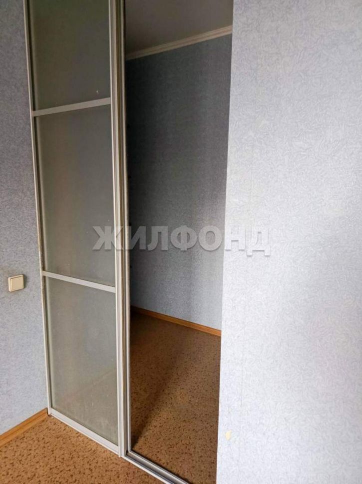 2-комн квартира Автостроителей улица, д.53б