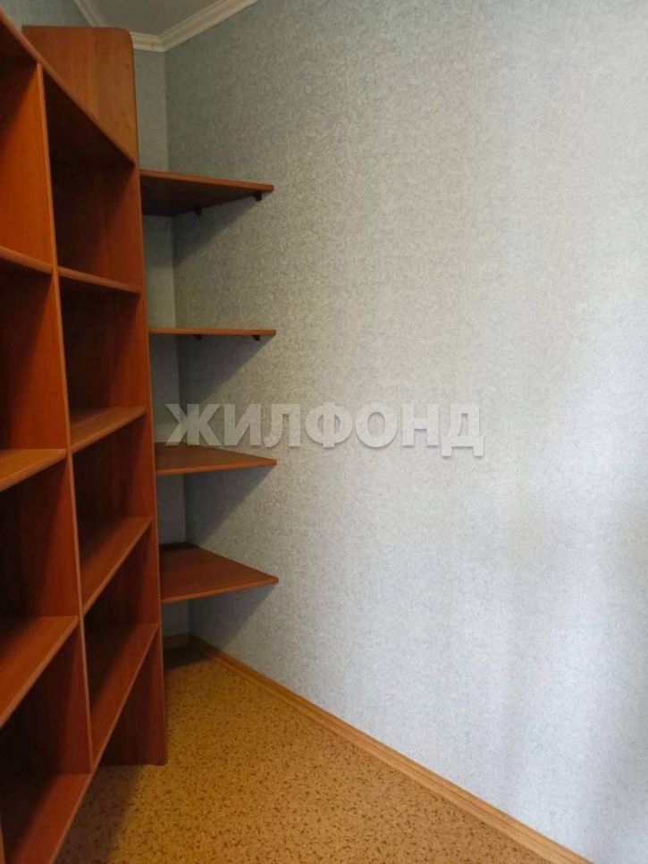 2-комн квартира Автостроителей улица, д.53б