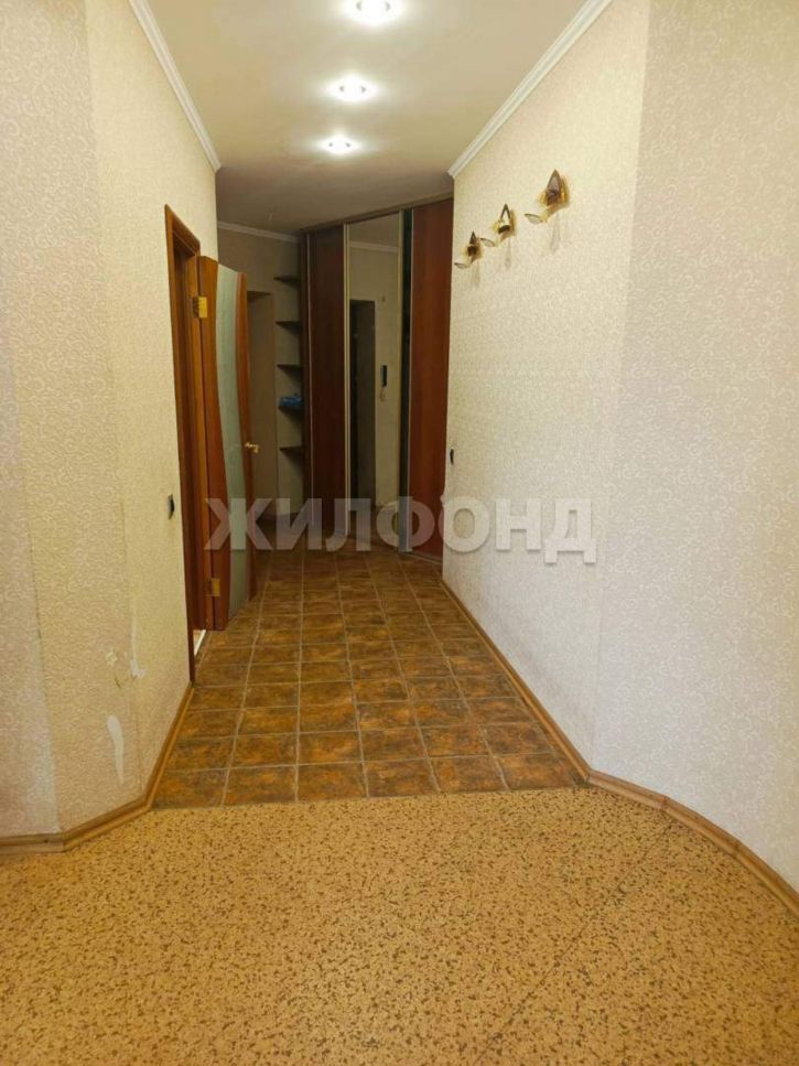 2-комн квартира Автостроителей улица, д.53б