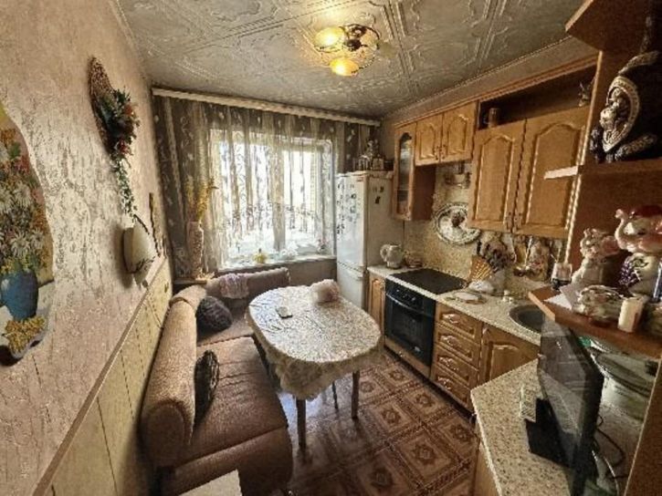 3-комн квартира Железнодорожная, 37