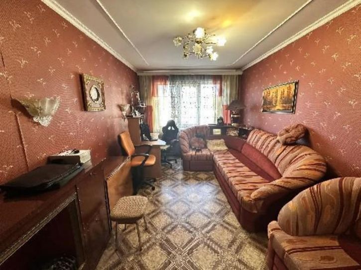 3-комн квартира Железнодорожная, 37