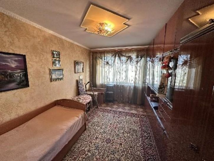 3-комн квартира Железнодорожная, 37