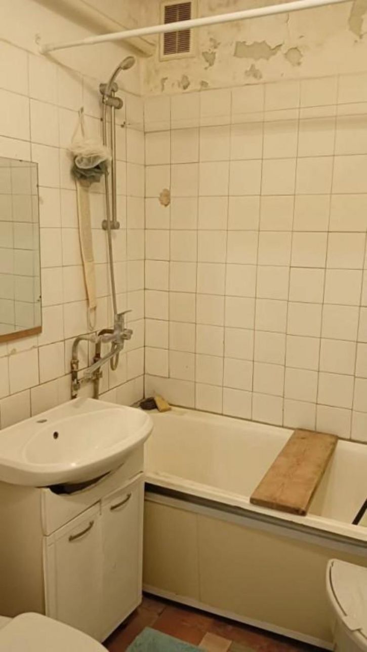 2-комн квартира Голосова, 73
