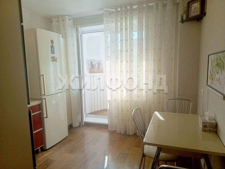 2-комн квартира Революционная улица, д.11б
