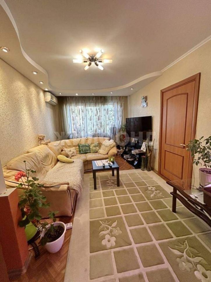 3-комн квартира Механизаторов улица, д.5