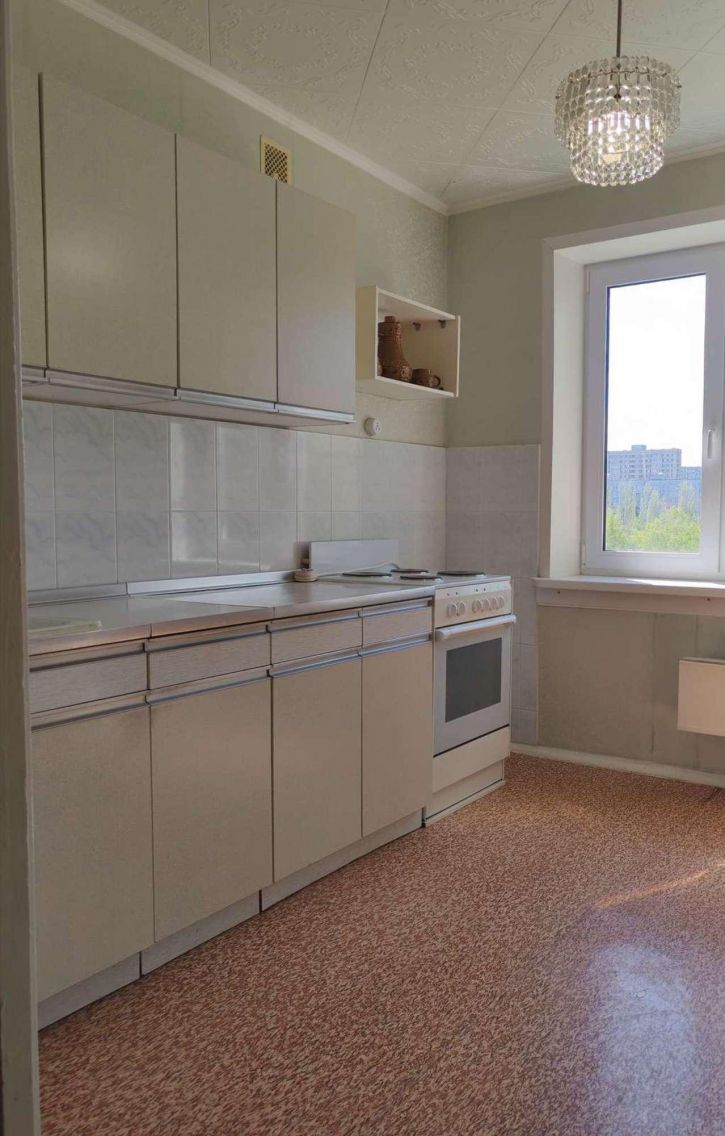 2-комн квартира Мира улица, 125