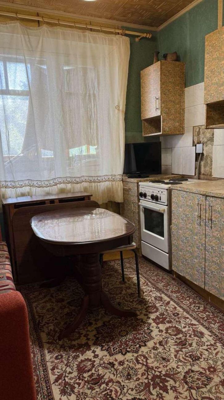 1-комн квартира 70 лет Октября улица, 58