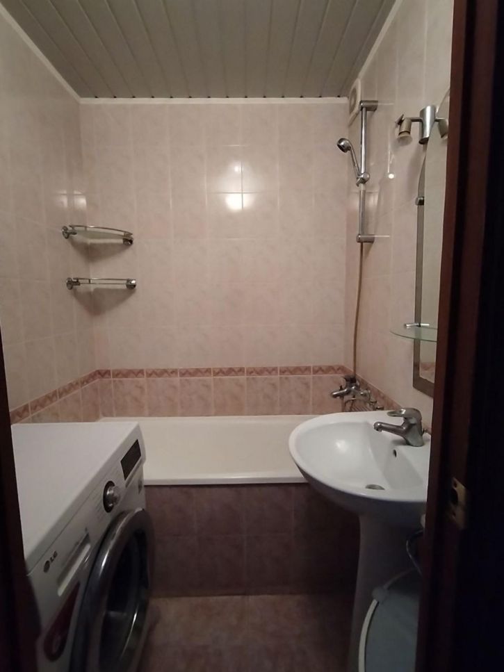 3-комн квартира Степана Разина проспект, 15