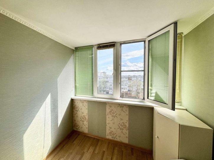 3-комн квартира Матросова улица, 18