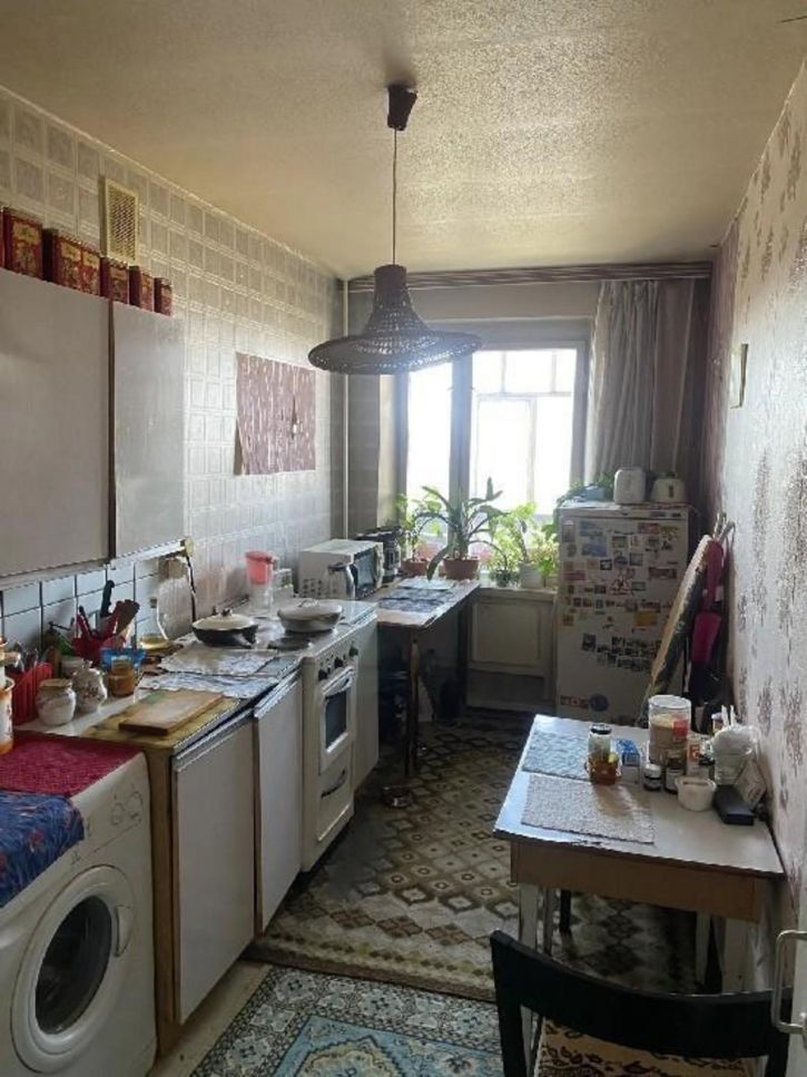 3-комн квартира Орджоникидзе б-р, 6