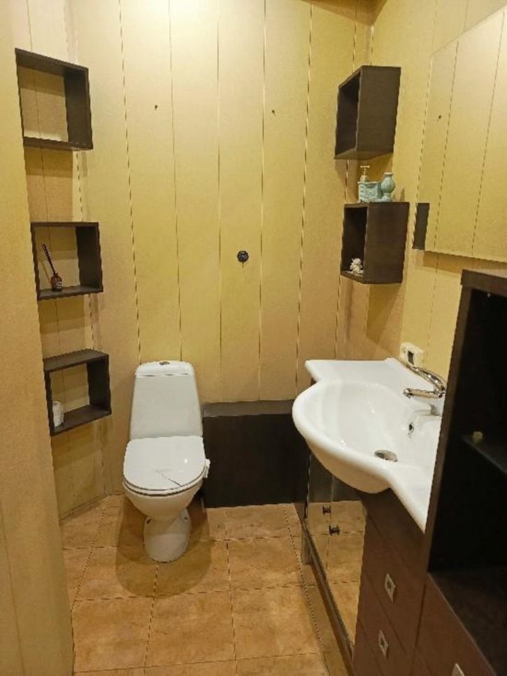2-комн квартира Автостроителей, 53Б