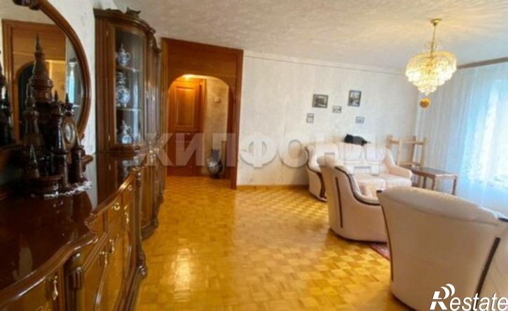 4-комн квартира ул Революционная, 54,  д. 54